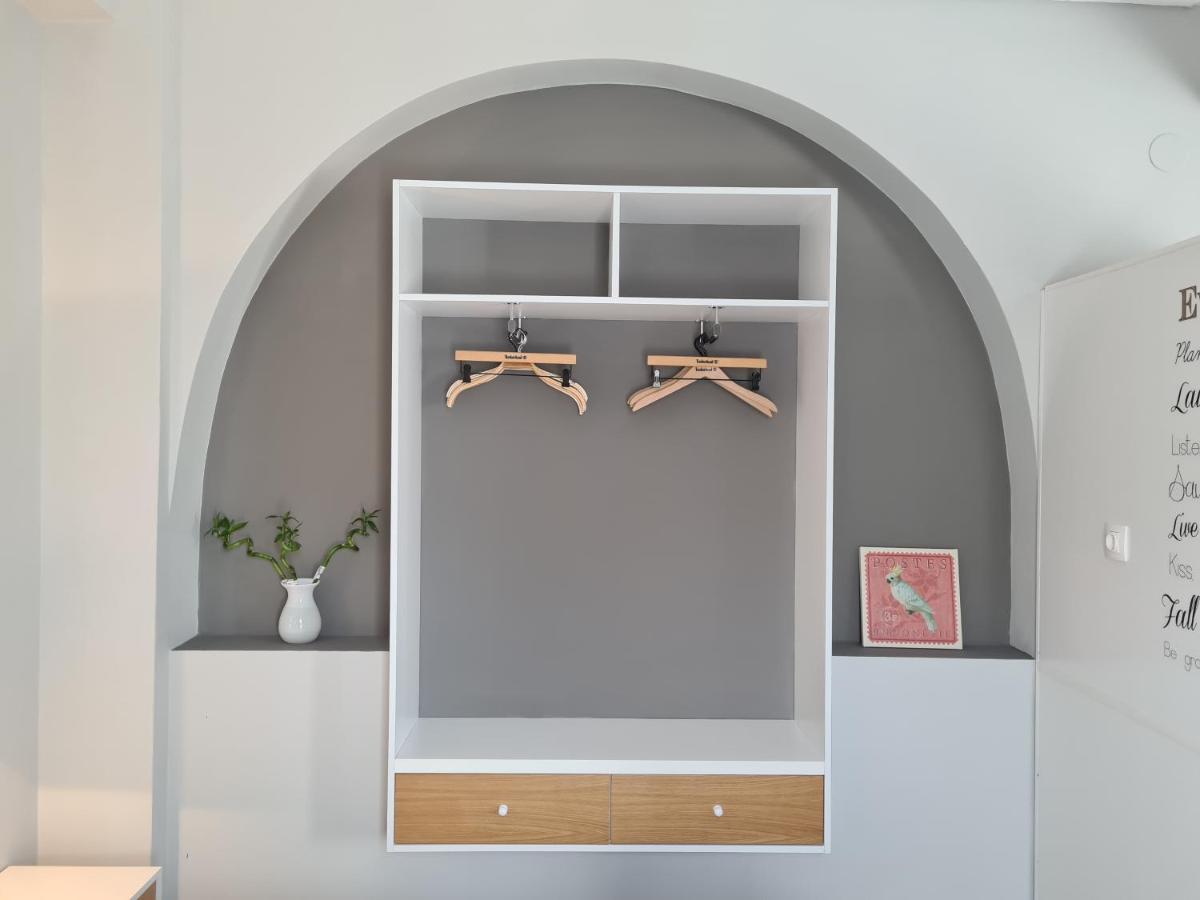 Red Rooms Tsimiski 60 Thessaloníki Ngoại thất bức ảnh