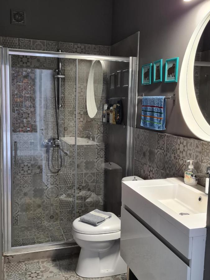 Red Rooms Tsimiski 60 Thessaloníki Ngoại thất bức ảnh