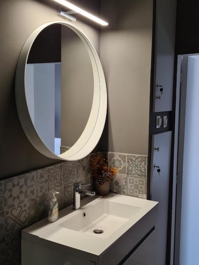 Red Rooms Tsimiski 60 Thessaloníki Ngoại thất bức ảnh